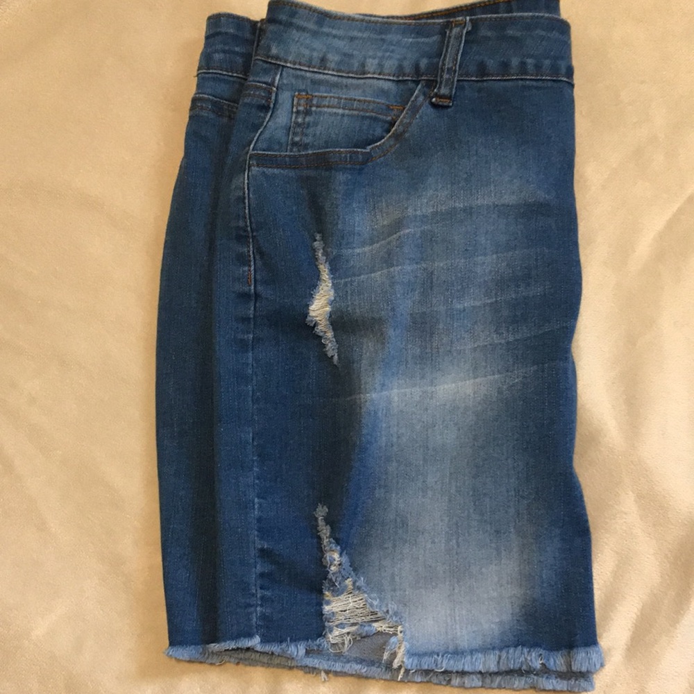 Denim Ripped Skirt - Picture 3 of 3